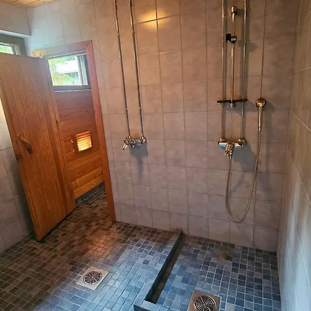 Moekki Ison Vesistoen Rannalla Apartmán Kuopio