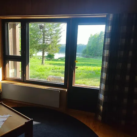 Moekki Ison Vesistoen Rannalla * Kuopio